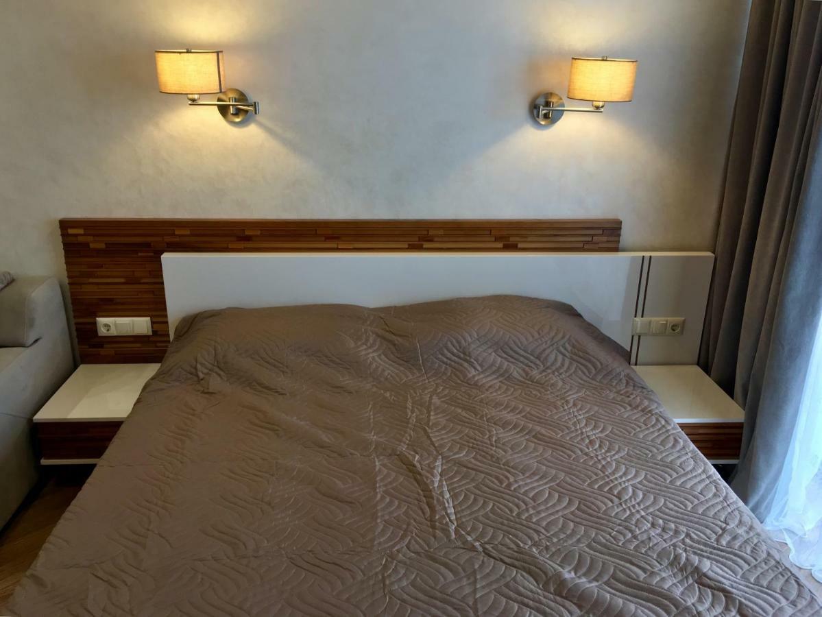 Coast Batumi Apart Hotel Buitenkant foto