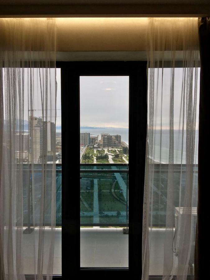 Coast Batumi Apart Hotel Buitenkant foto