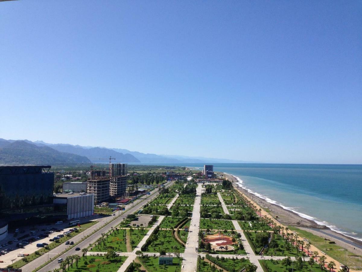 Coast Batumi Apart Hotel Buitenkant foto